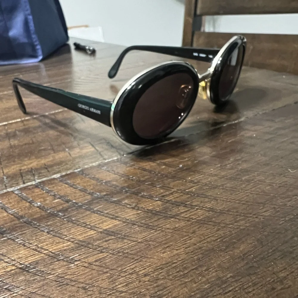 Vintage Giorgio Armani Black Sunglasses - Picture 2 of 8